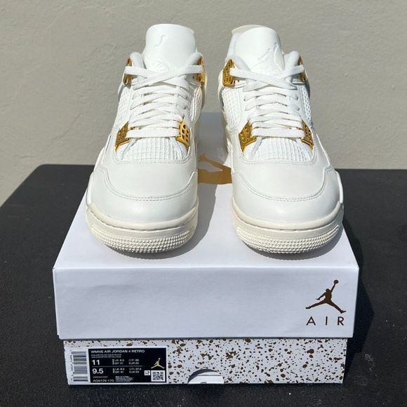 Jordan 4 Retro Metallic Gold Women 11/Men 9.5 main image 4